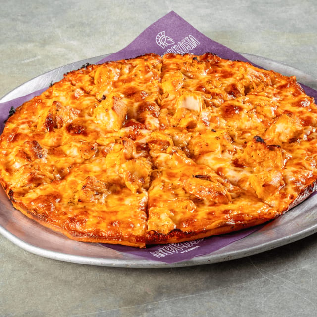 Gold Fever Chicken Gourmet Pizza.